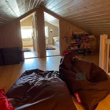 Near Skiing And Golf At Nesfjellet